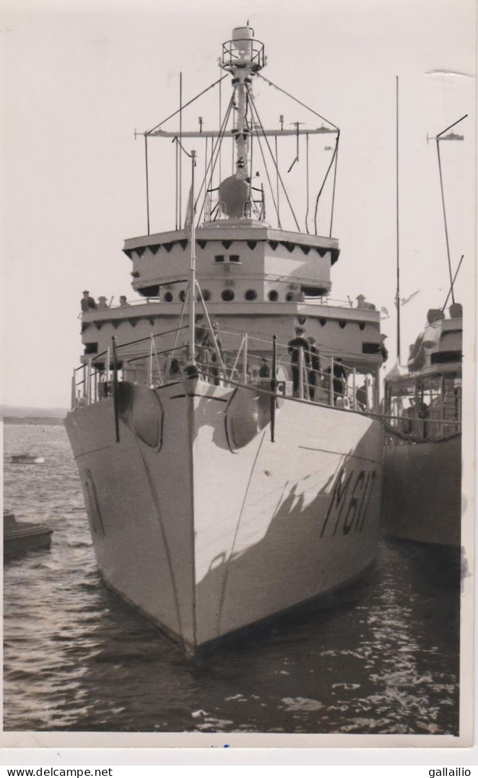 PHOTO PRESSE LE DRAGUEUR ANTIMAGNETIQUE LE GARIGLIANO NOVEMBRE 1954 FORMAT 13 X 18 CMS - Barche