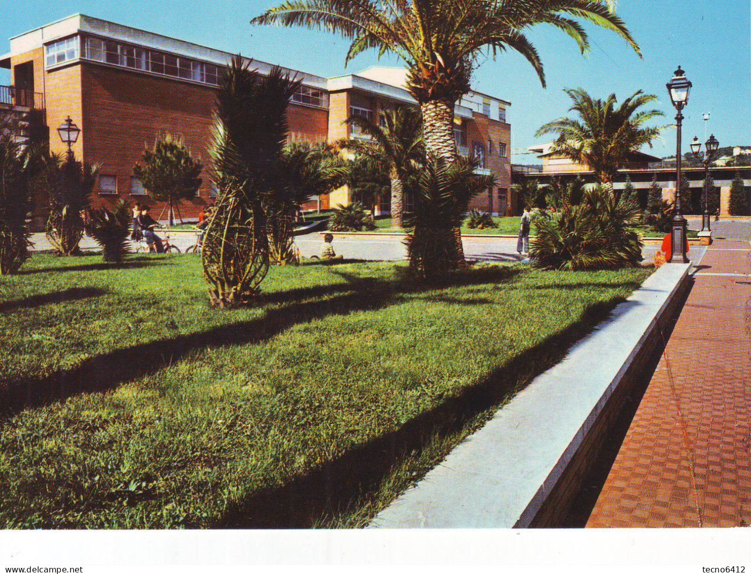 Albisola Marina(savona) - La Stazione Ferroviaria - Non Viaggiata - Savona