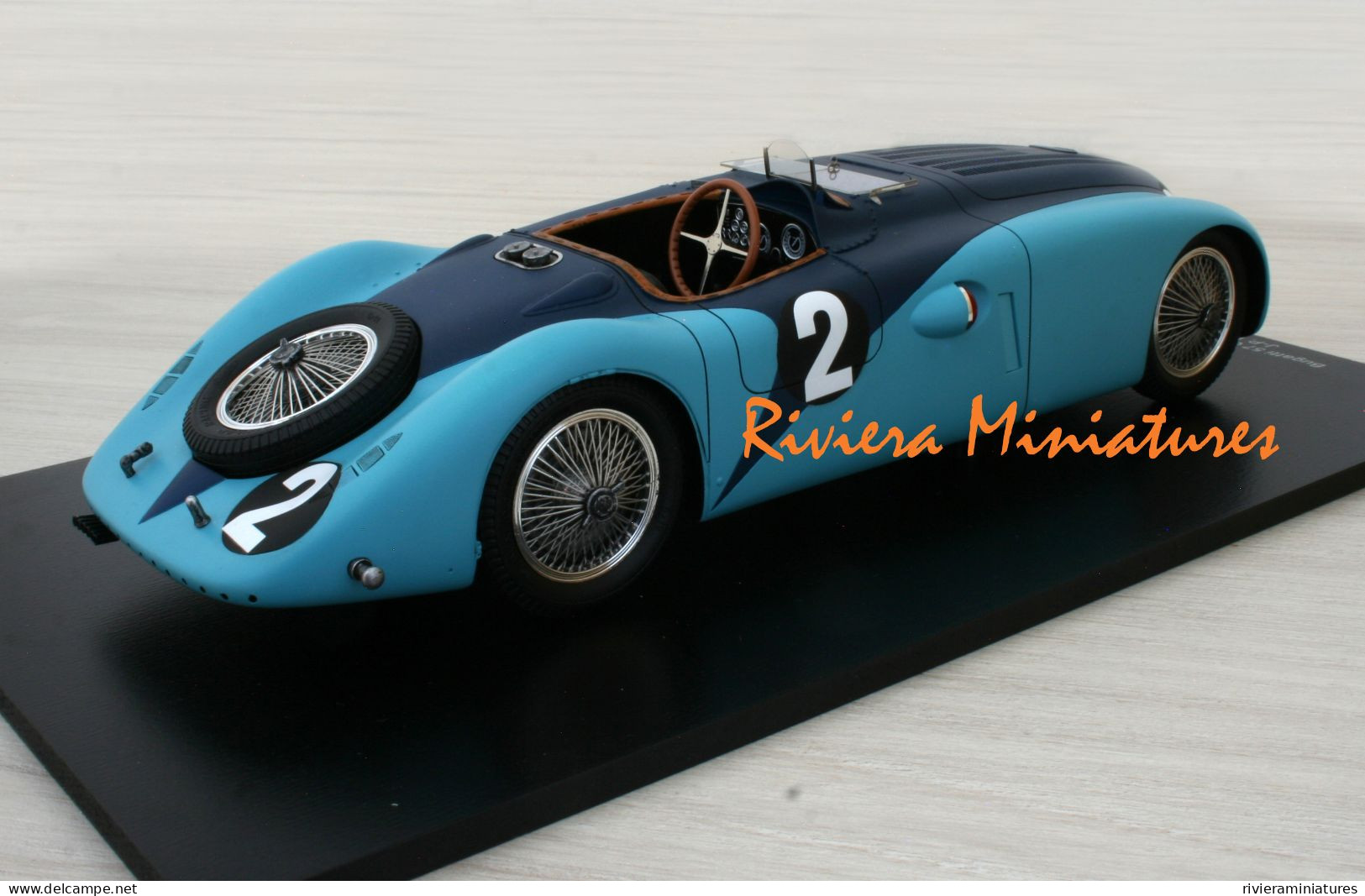 SPARK - BUGATTI 57G - N°2 - Winner 24 Heures du Mans 1937 - 18LM37 - 1/18