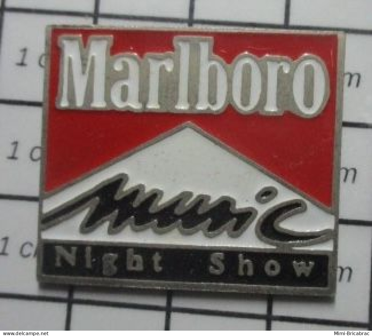 811H Pin's Pins / Beau Et Rare / THEME : MUSIQUE / MARLBORO MUSIC NIGHT SHOW - Muziek