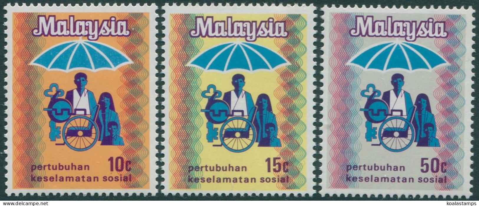 Malaysia 1973 SG100-102 Social Security Organization Set MLH - Malasia (1964-...)