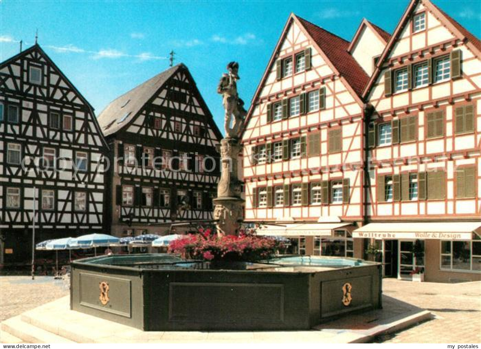 73267669 Leonberg Wuerttemberg Marktplatz Mit Brunnen Leonberg Wuerttemberg - Leonberg