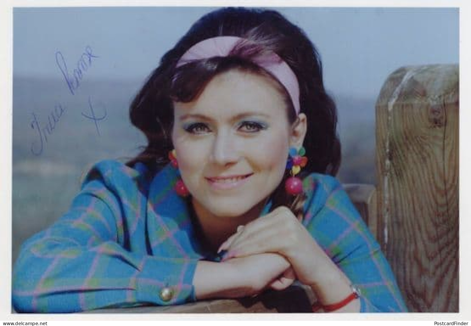 Tricia Penrose Heartbeat Large Undedicated Hand Signed Photo - Acteurs & Comédiens