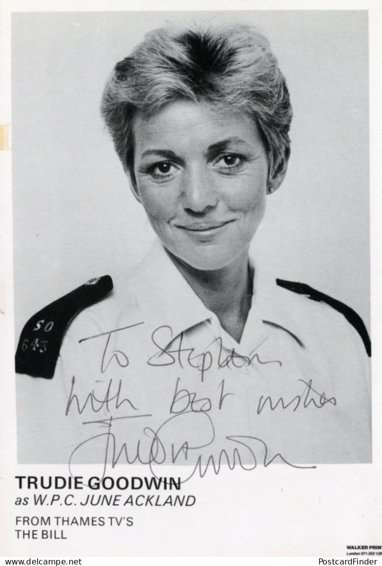 Trudie Goodwin ITV The Bill Hand Signed Cast Card Photo - Acteurs & Comédiens