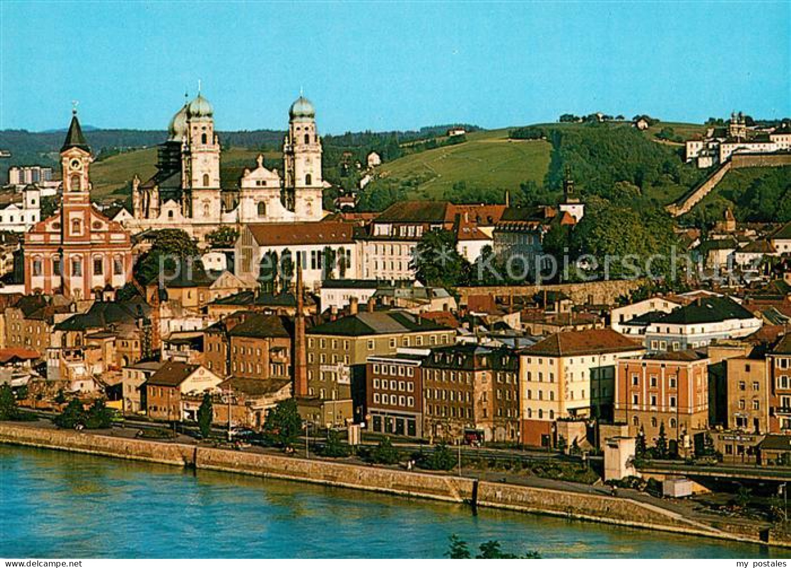 73267378 Passau Drei Fluesse Stadt Altstadt Mit Pauluskirche Und Dom Gegen Maria - Passau