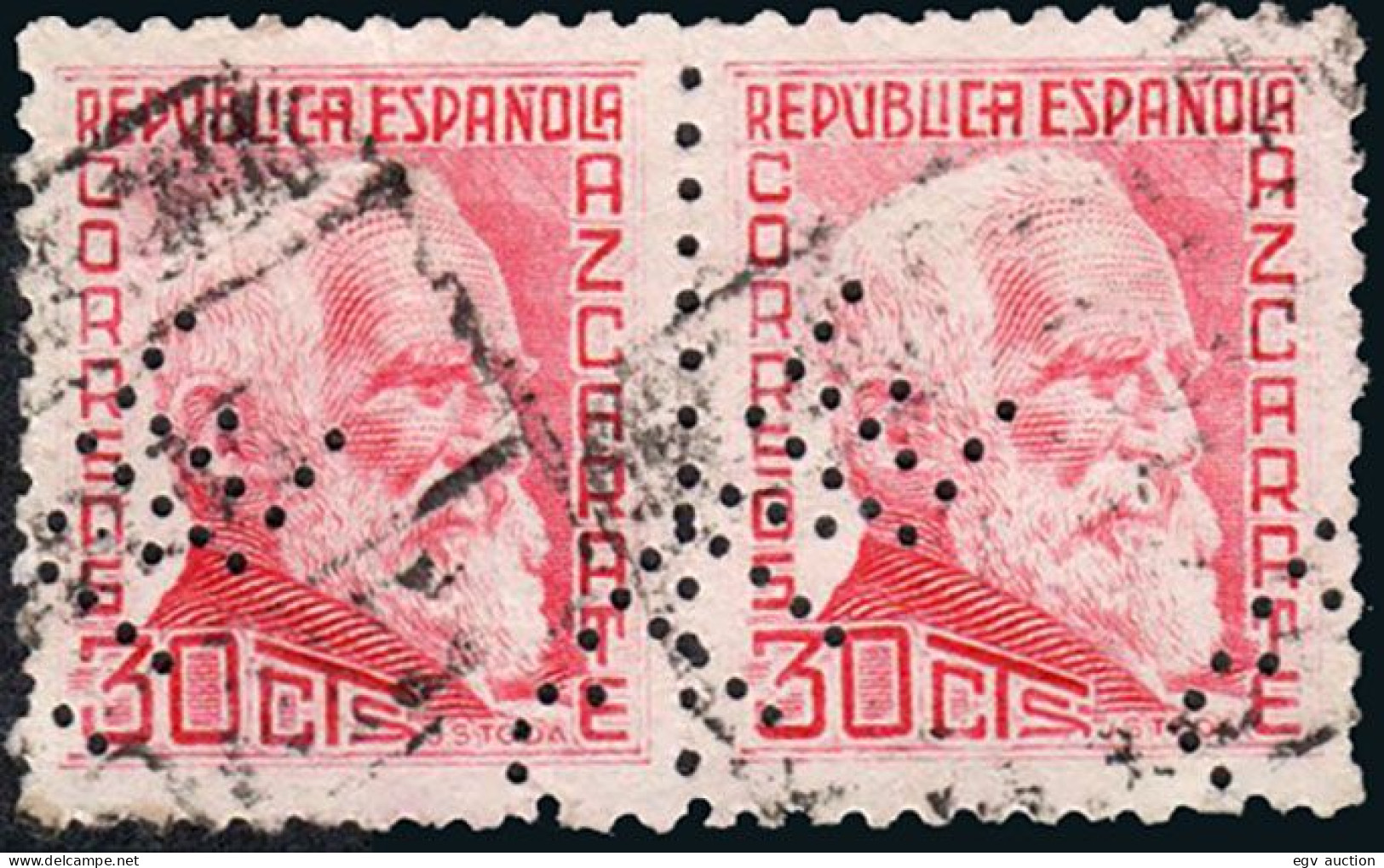 Madrid - Perforado - Edi O 686 Pareja - "CTNE" (Telefónica) - Used Stamps