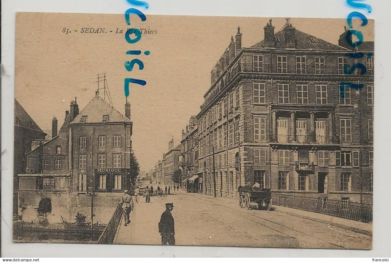 France. Ardennes. Sedan (F-08200). La Rue Thiers. Animée - Sedan