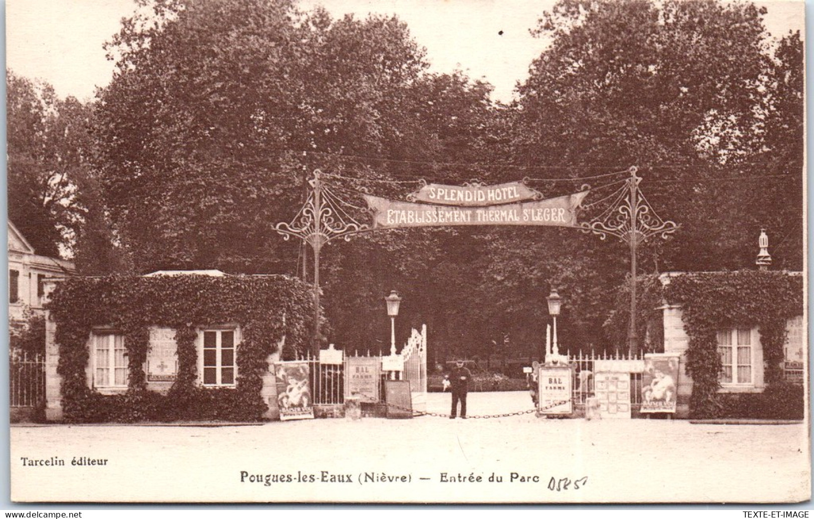 58 POUGUES LES EAUX - Entree Du Parc  - Pougues Les Eaux