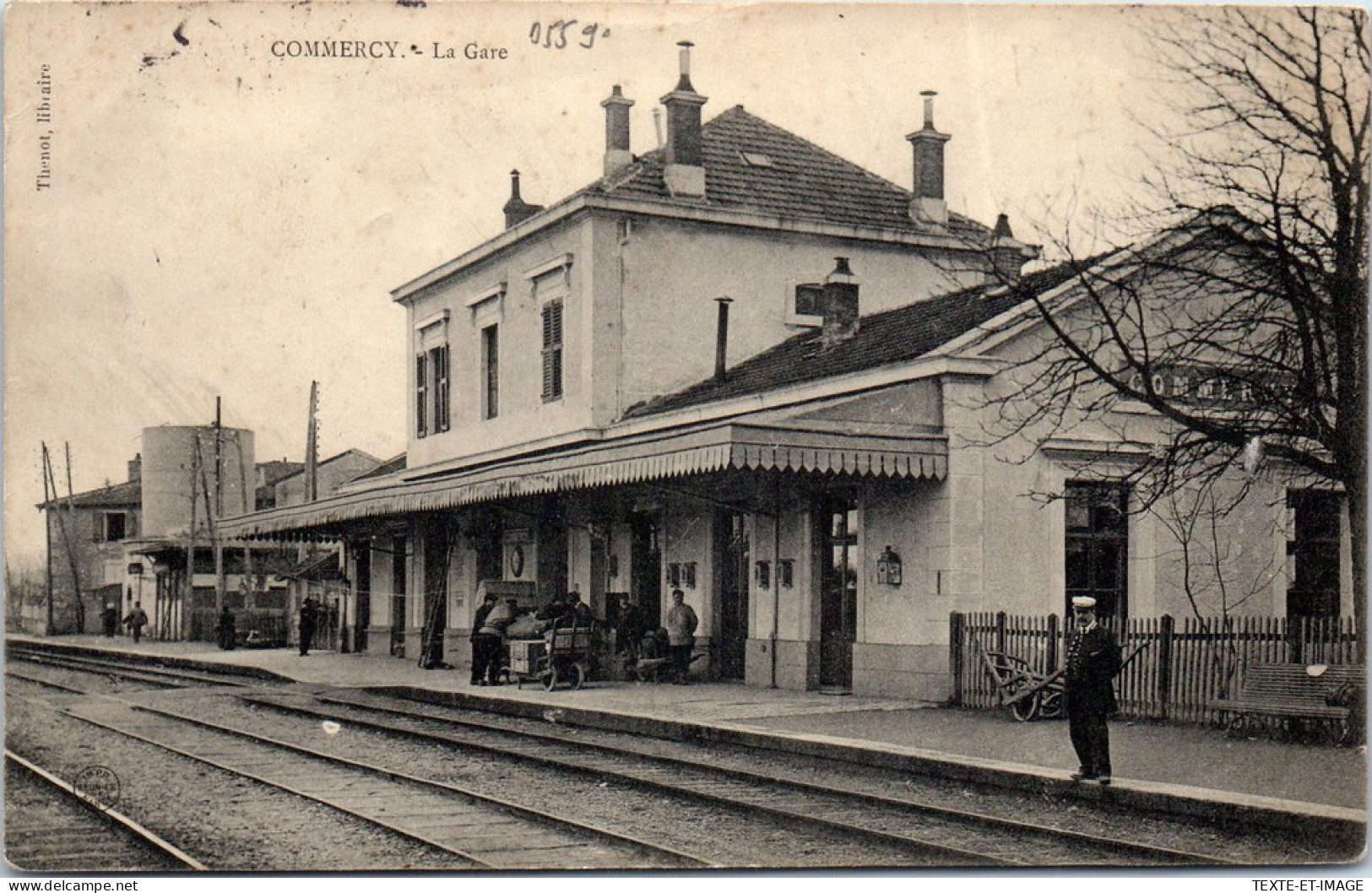 55 COMMERCY - Vue De L'interieur De La Gare  - Commercy