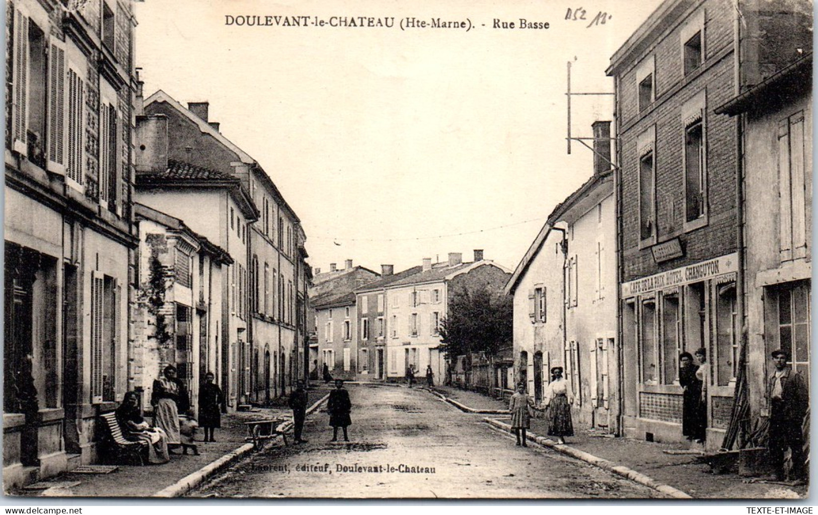 52 DOULEVANT LE CHATEAU- Rue Basse - Altri & Non Classificati