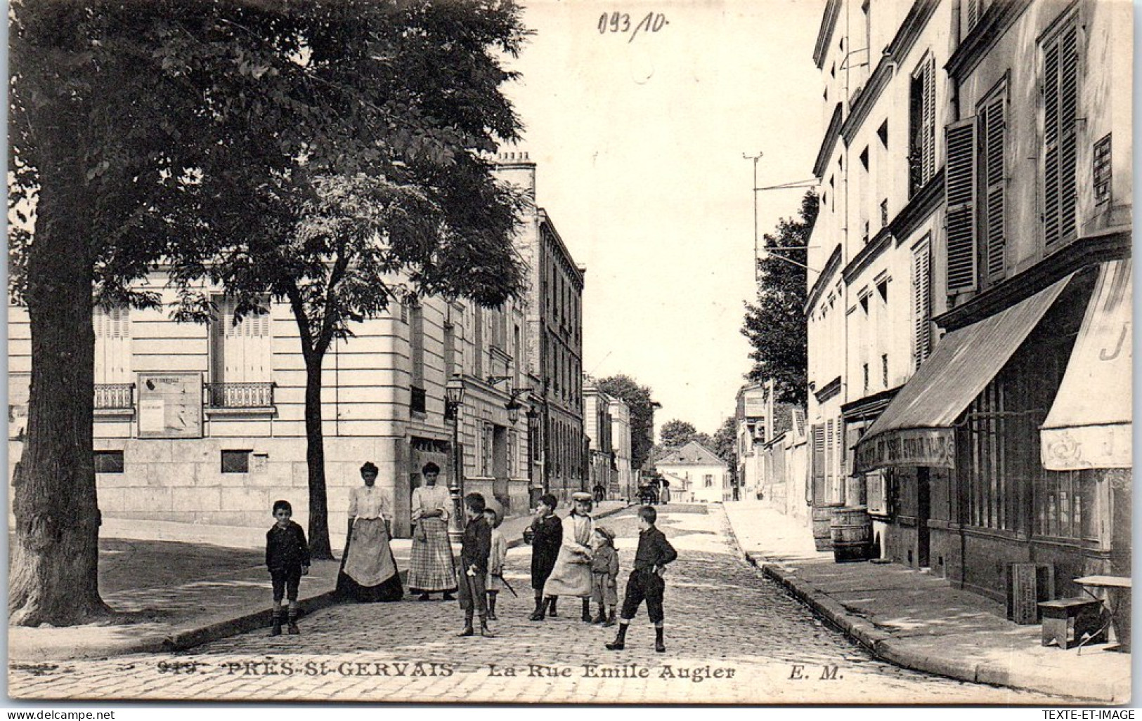 93 PRES SAINT GERVAIS - La Rue Emile Augier  - Altri & Non Classificati