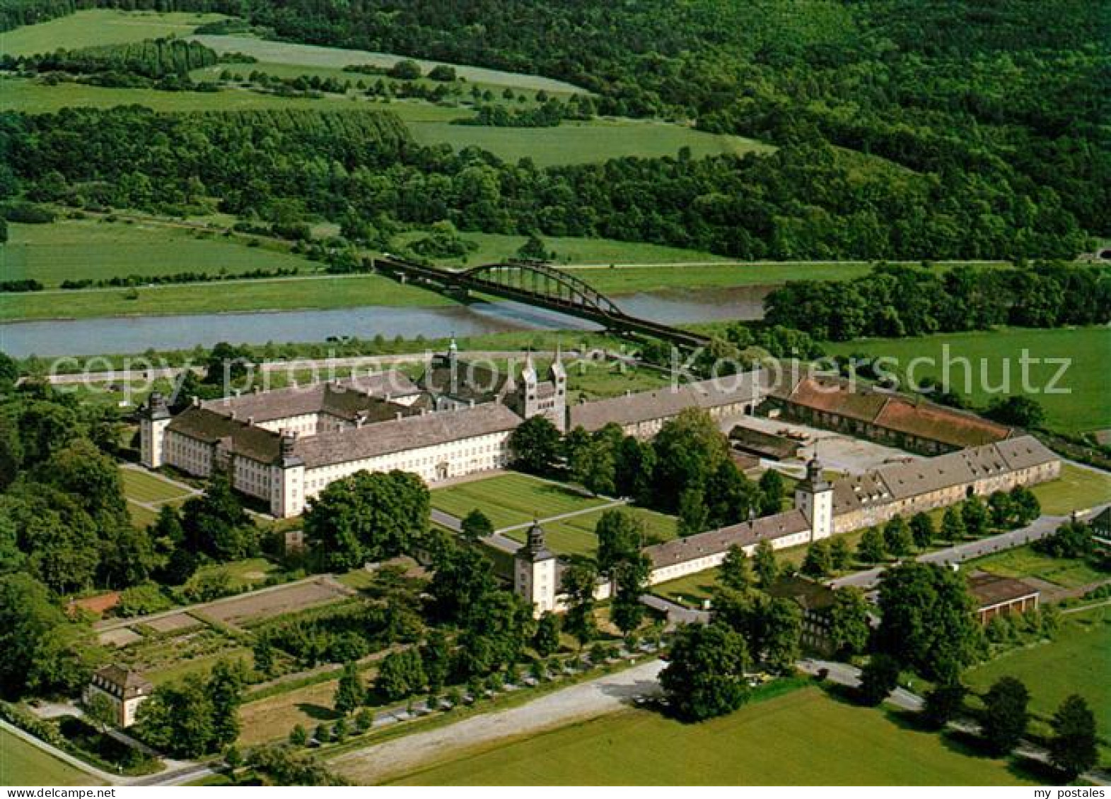 73266031 Hoexter Weser Schloss Corley Fliegeraufnahme Hoexter Weser - Hoexter