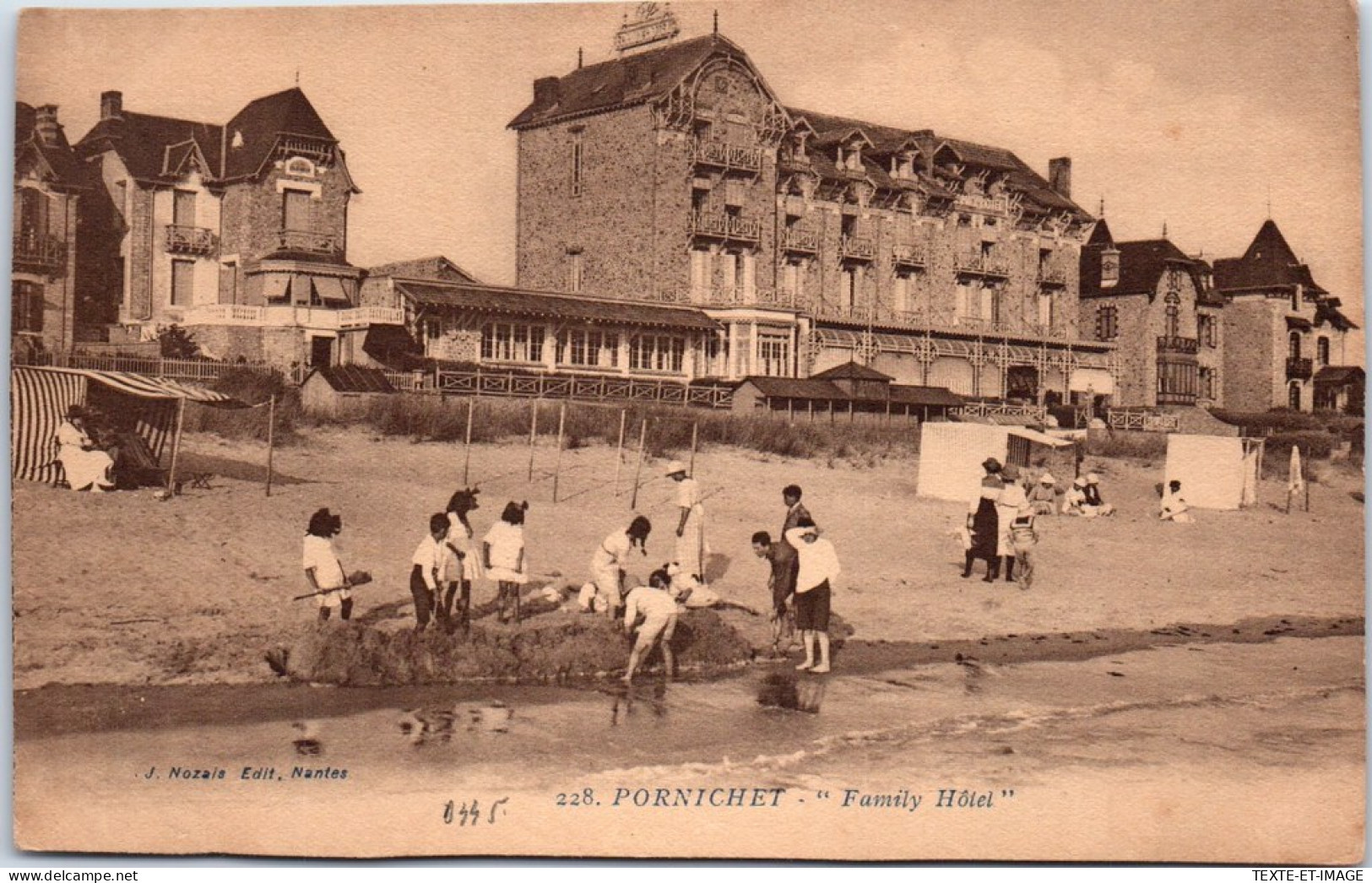 44 PORNICHET - Le Family Hotel -  - Pornichet