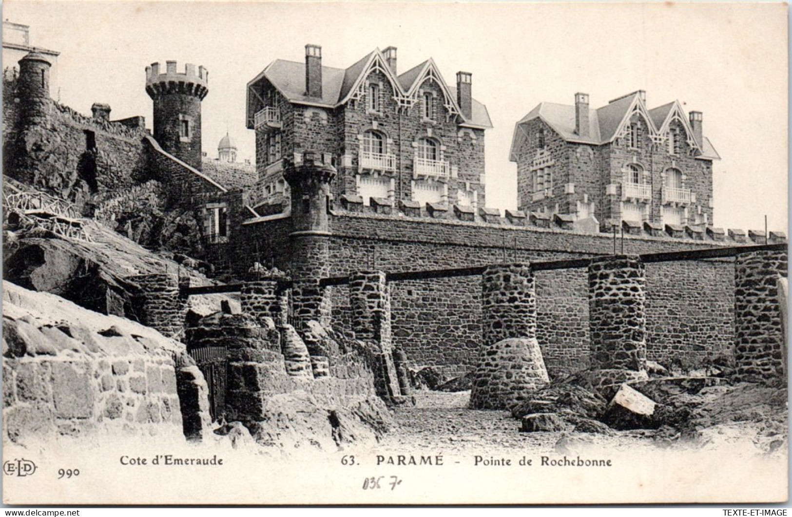 35 PARAME - La Pointe De Rochebonne, Les Villas. - Parame