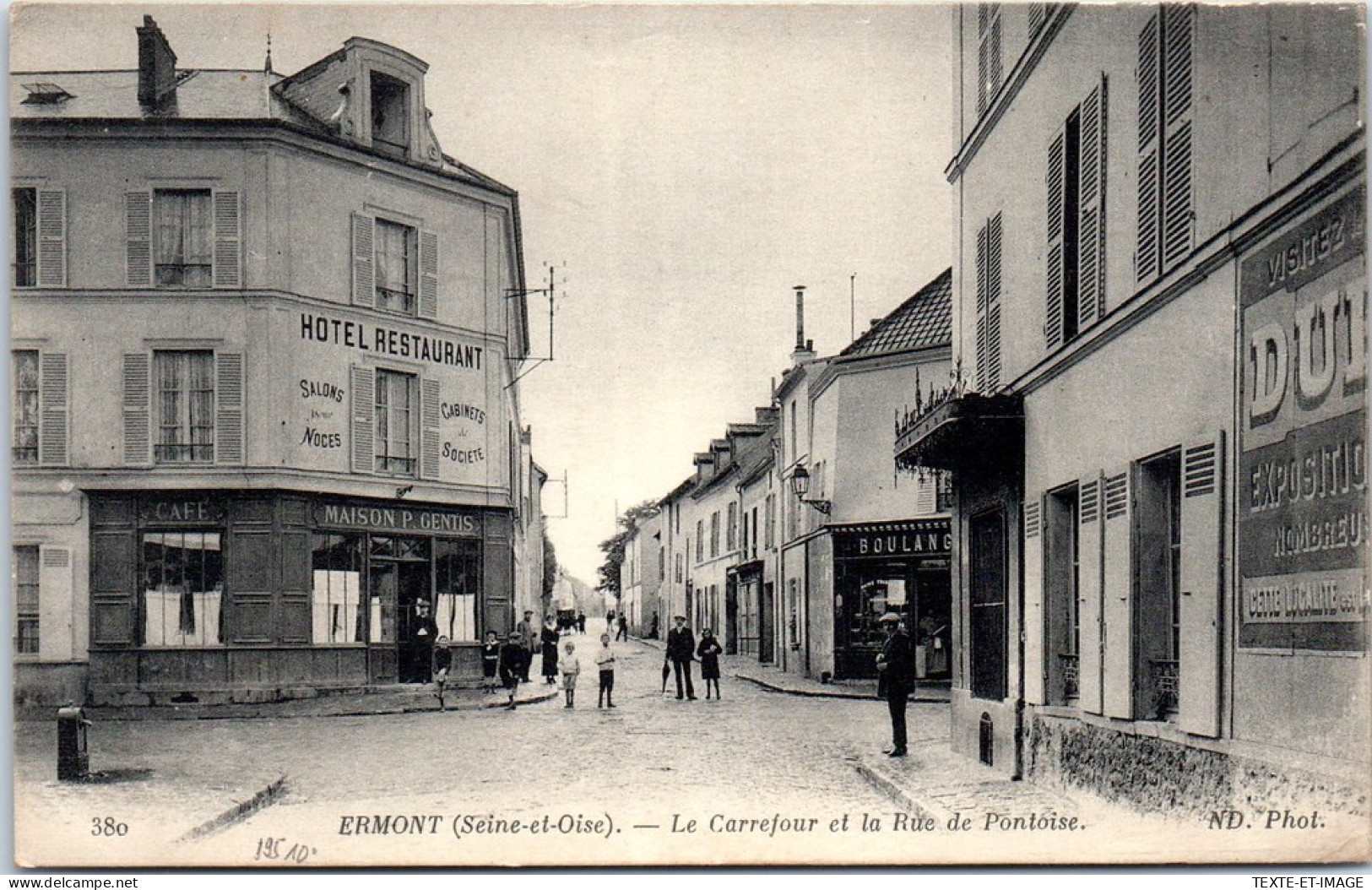 95 ERMONT - Le Carrefour Et La Rue De Pontoise  - Ermont-Eaubonne