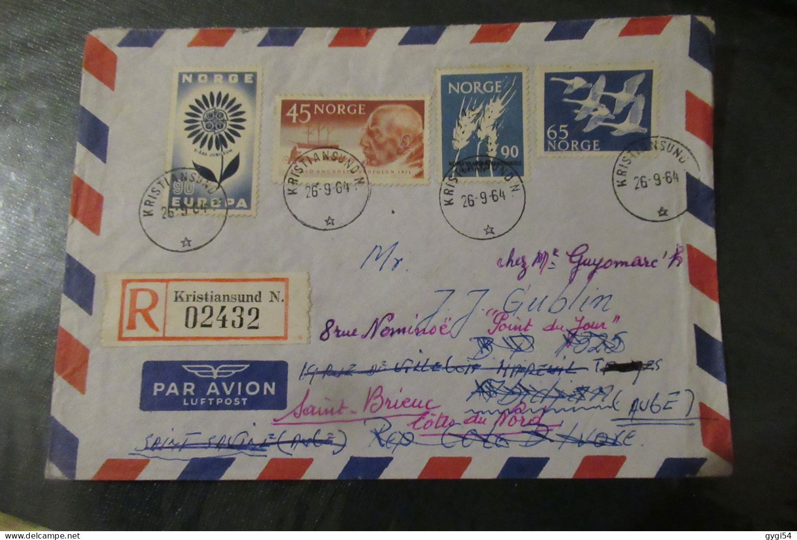 NORVEGE Lettre Recommandée DU 26 09 1964 De KRISTIANSUND Pour  ST  BRIEUC - Storia Postale