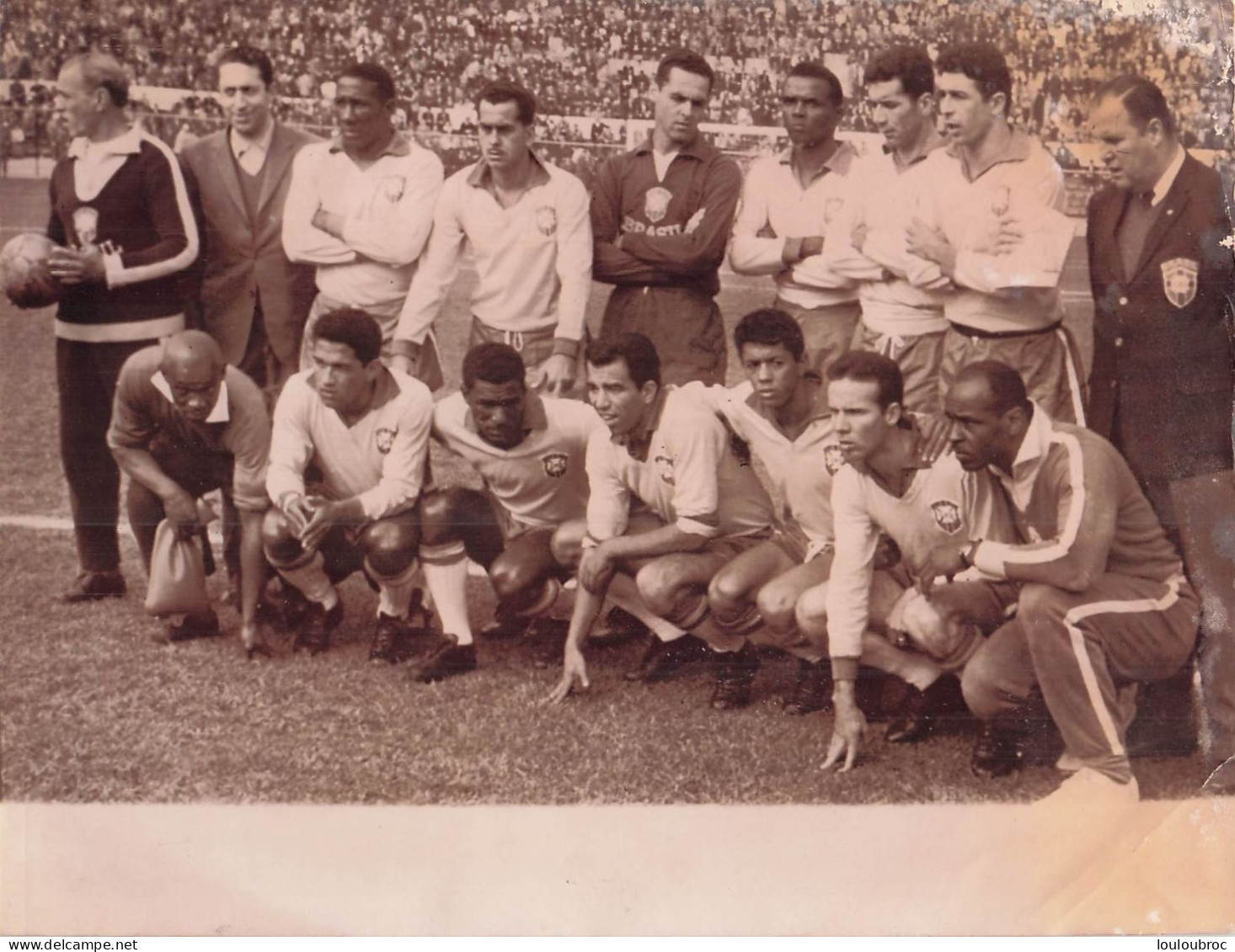 FOOTBALL CHILI COUPE DU MONDE 1962 LE BRESIL QUALIFIE POUR LA FINALE  PHOTO  24 X 17 CM - Deportes
