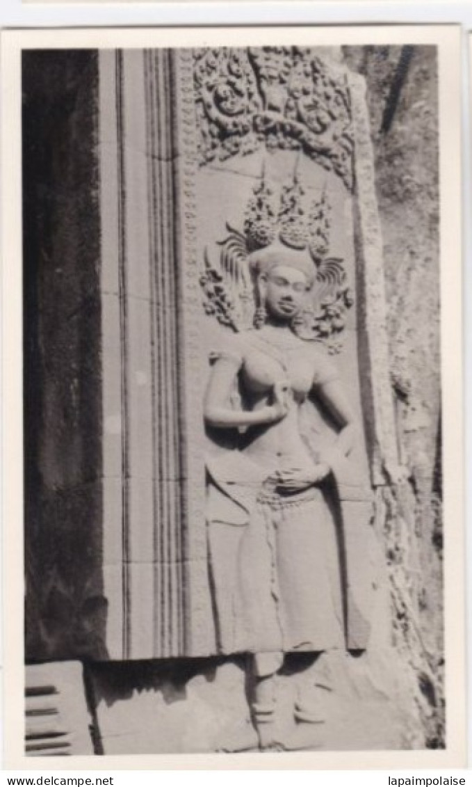 4 Photos INDOCHINE CAMBODGE ANGKOR THOM Art Khmer Statue Monumental Tours Bas  Relief Réf 30377 - Asie