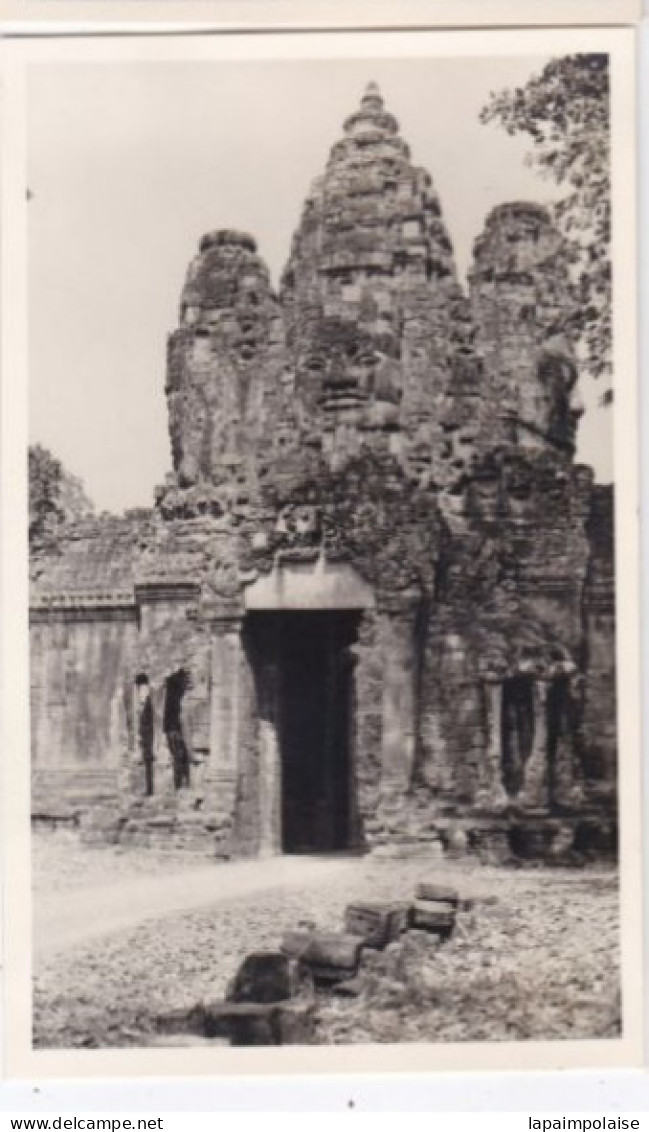 4 Photos INDOCHINE CAMBODGE ANGKOR THOM Art Khmer Temple Statue Monumental Tours Bas  Relief Réf 30378 - Azië