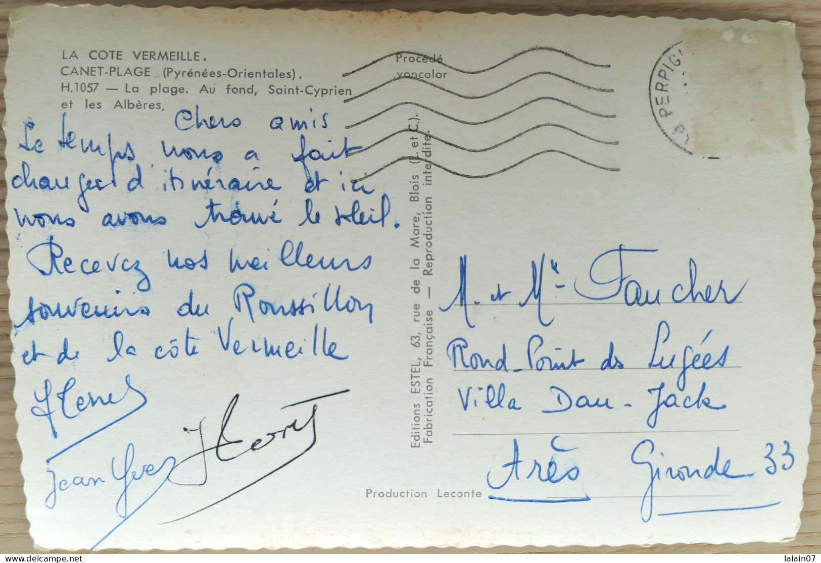 Carte Postale : 66 : CANET PLAGE : La Plage, Au Fond, Saint Cyprien Et Les Albères, Voitures Des Années 1960 - Canet Plage
