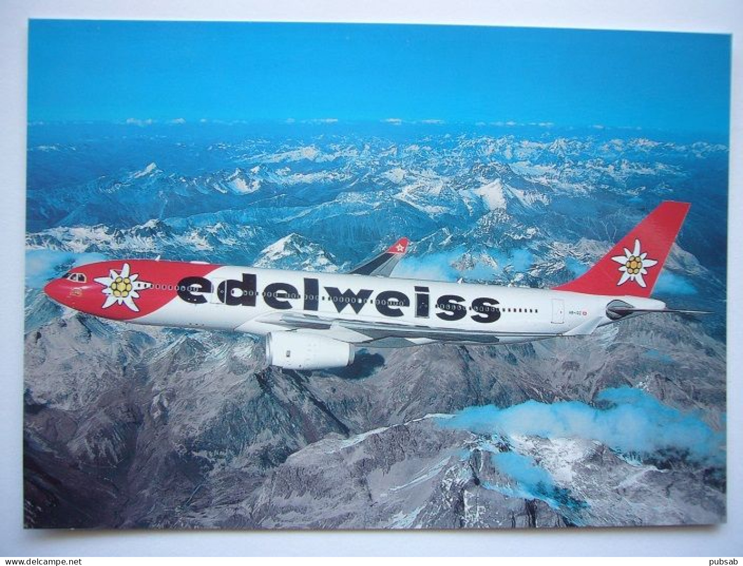 Avion / Airplane / EDELWEISS AIR / Airbus A330-243 / Registered As HB-IQZ - 1946-....: Era Moderna