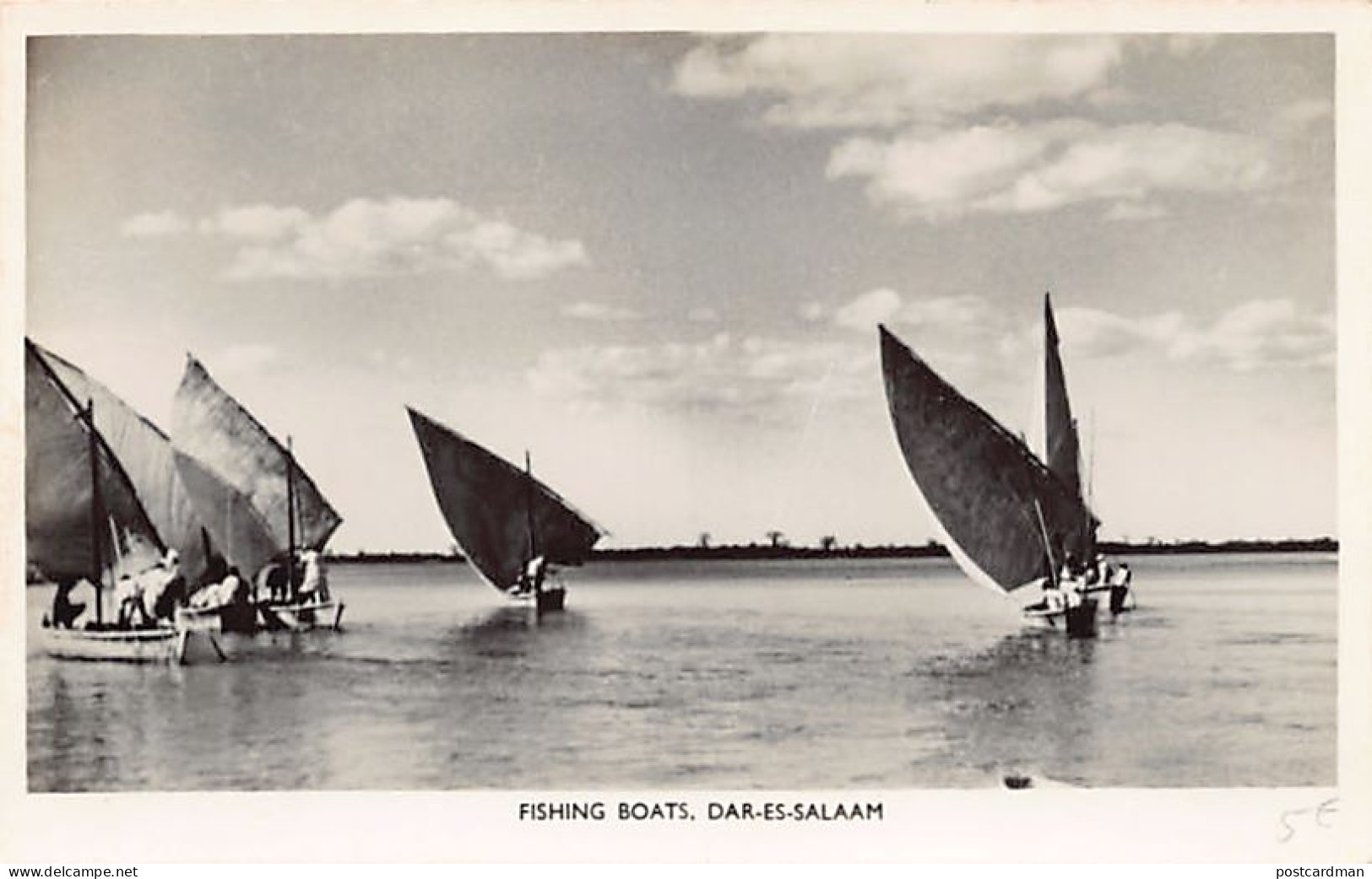 Tanzania - DAR ES SALAAM - Fishing Boats - Publ. A. C. Gomes & Sons  - Tanzania