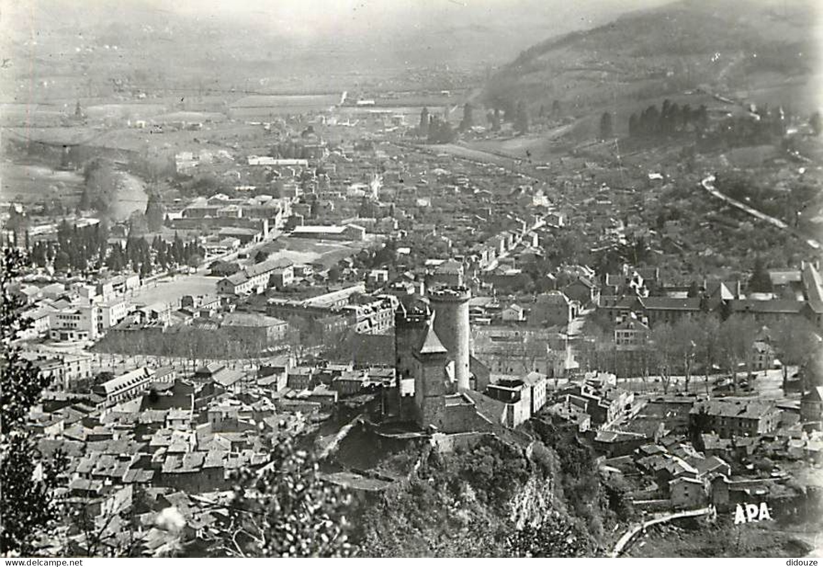 09 - Foix - Vue Générale Aérienne - Au Premier Plan, Le Château - Carte Dentelée - CPSM Grand Format - Carte Neuve - Voi - Foix