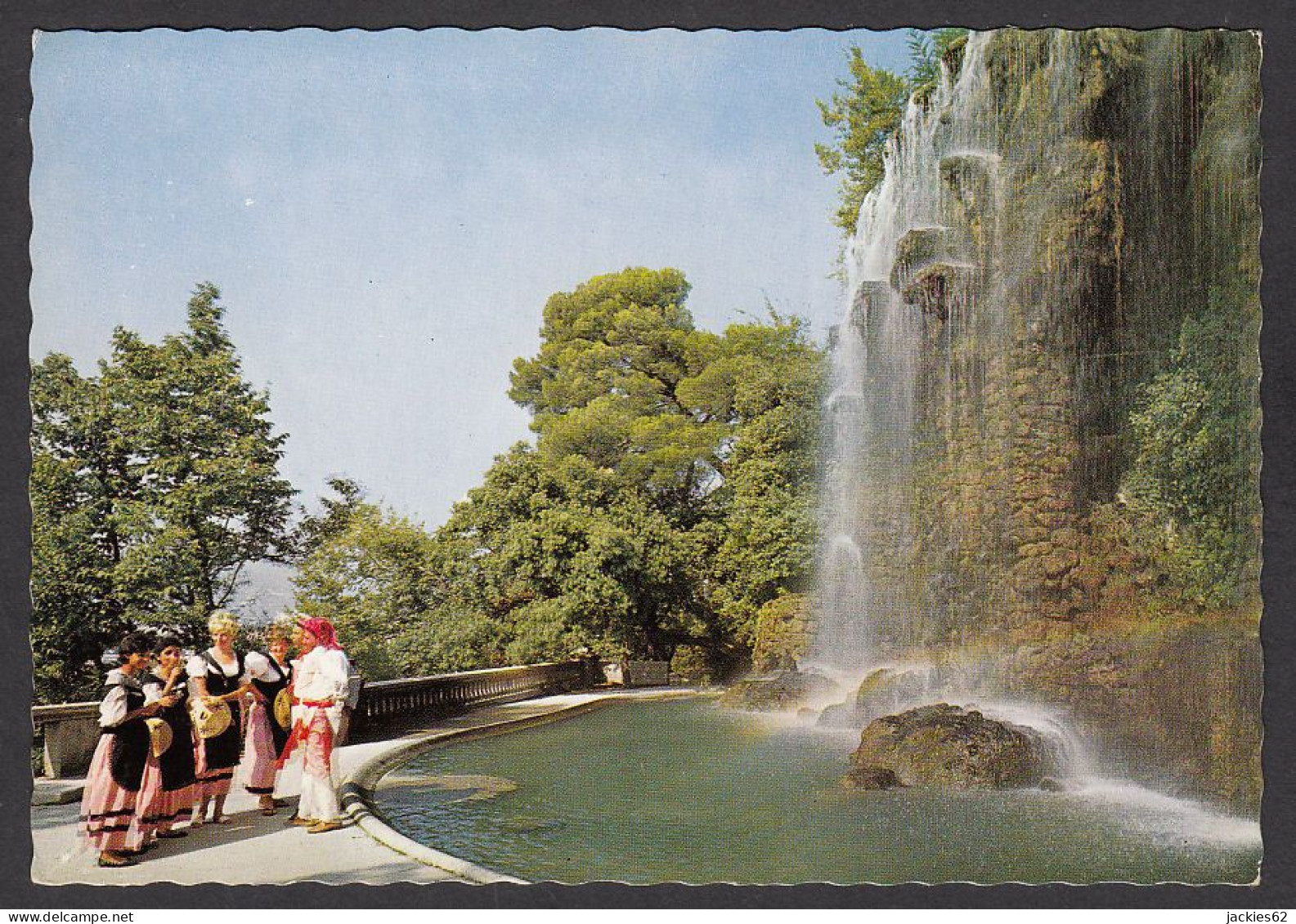 080497/ NICE, Cascade Du Château Et Groupe Folklorique  - Parcs Et Jardins