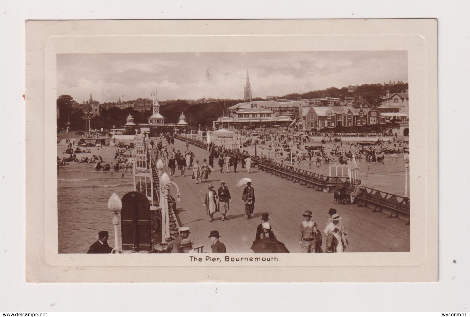 ENGLAND - Bournemouth The Pier Used Vintage Postcard (Previously Mounted) - Bournemouth (fino Al 1972)