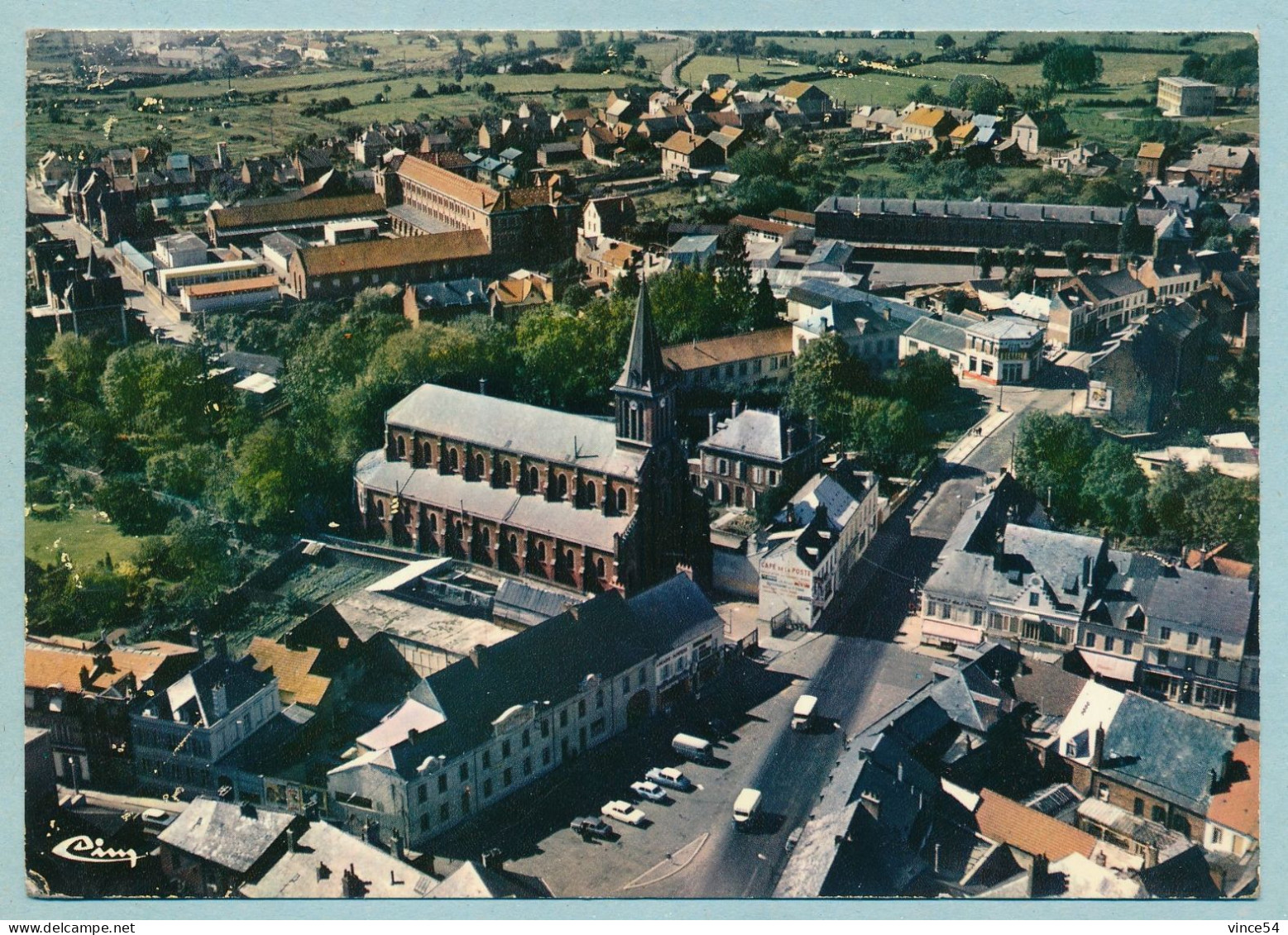 HIRSON - Vue Aérienne - N.-D. De Lourdes Et Lycée - Hirson