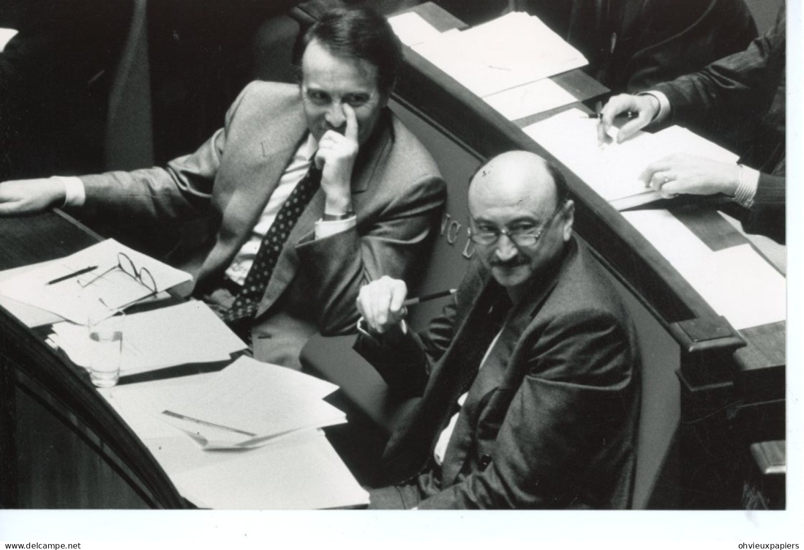 GEORGES KIEJMAN  Avocat Homme Politique Et HENRI NALLET  à L'ASSEMBLEE NATIONALE - Geïdentificeerde Personen