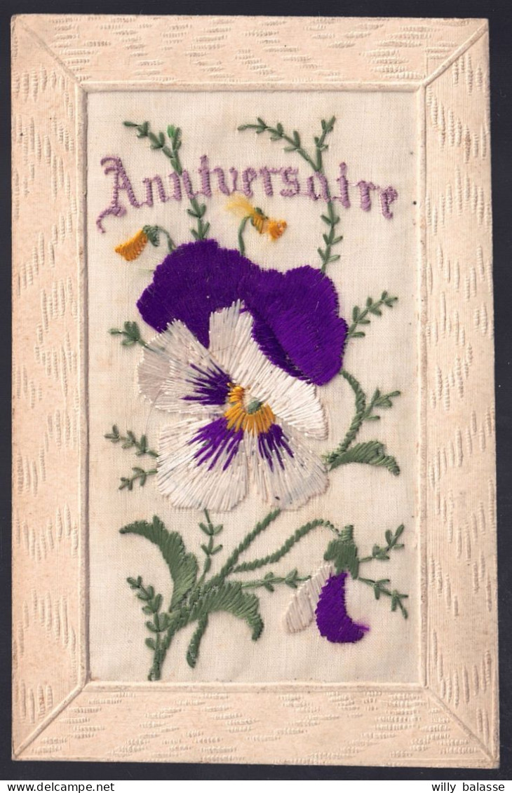 +++ CPA Fantaisie - Brodée - Anniversaire - Fleur - Pensée  // - Embroidered