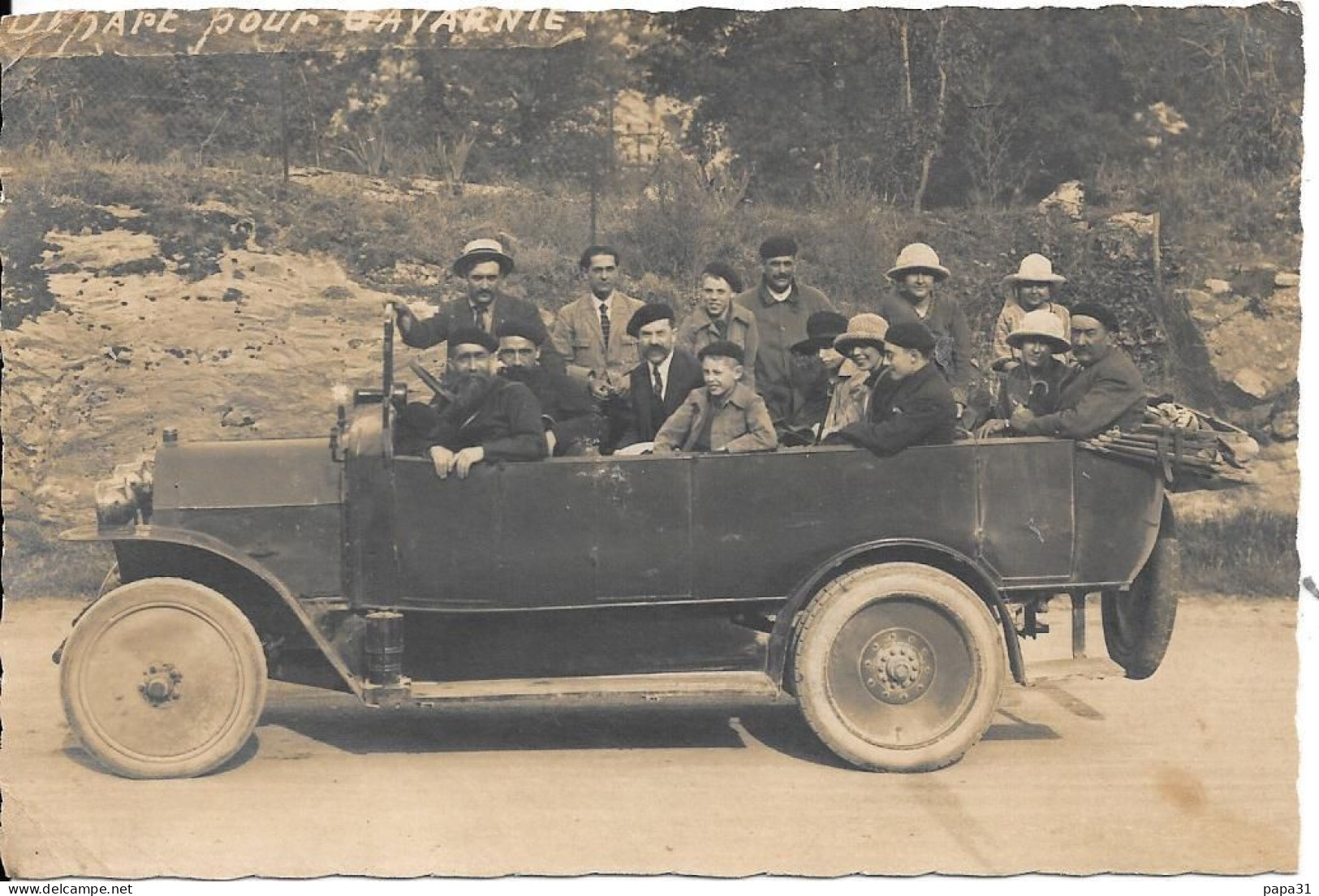 CARTE PHOTO - VIEUX TAXI-AUTOBUS - Pélerinage  D'ORAN - LOURDES  1922 - Autobús & Autocar