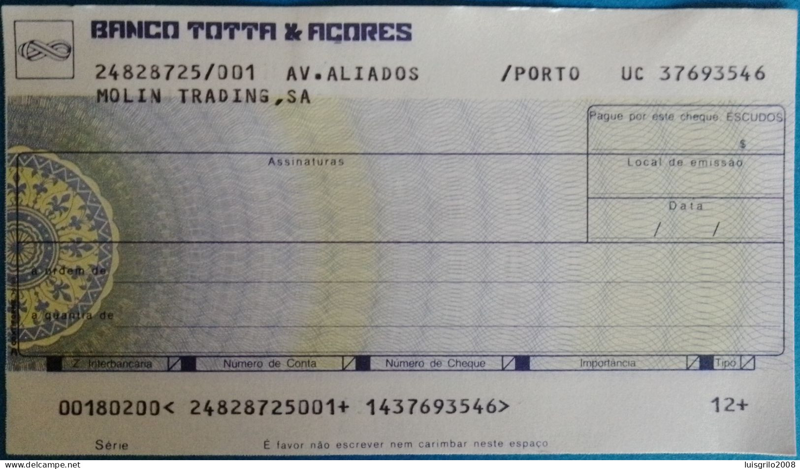 Portugal, Cheque - Banco Totta & Açores. Av. Aliados, Porto - Cheques En Traveller's Cheques