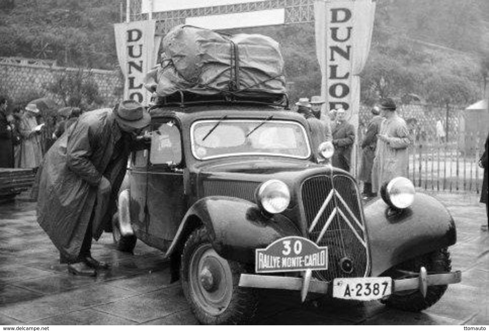 Rallye Monte-Carlo 1951  -  Citroen 11 Traction - Pilotes:R.Gilles/L.Lofstrom -  15 X 10 Cms PHOTO - Rallyes