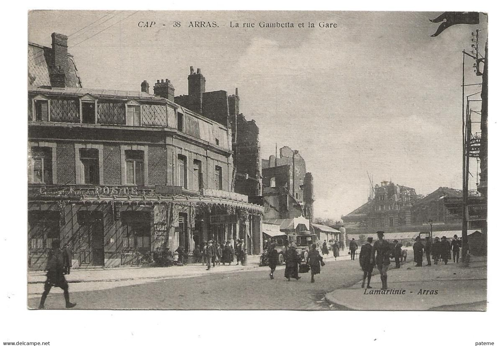 Arras La Rue Gambetta Et La Gare - Arras