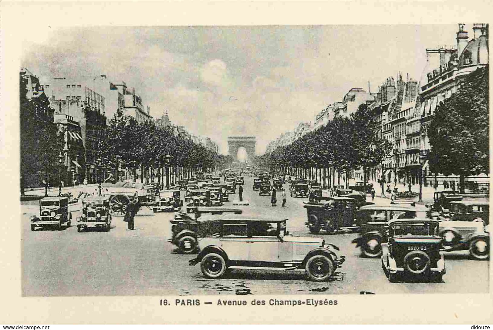 75 - Paris - Avenue Des Champs-Elysées - Automobiles - CPA - Voir Scans Recto-Verso - Champs-Elysées