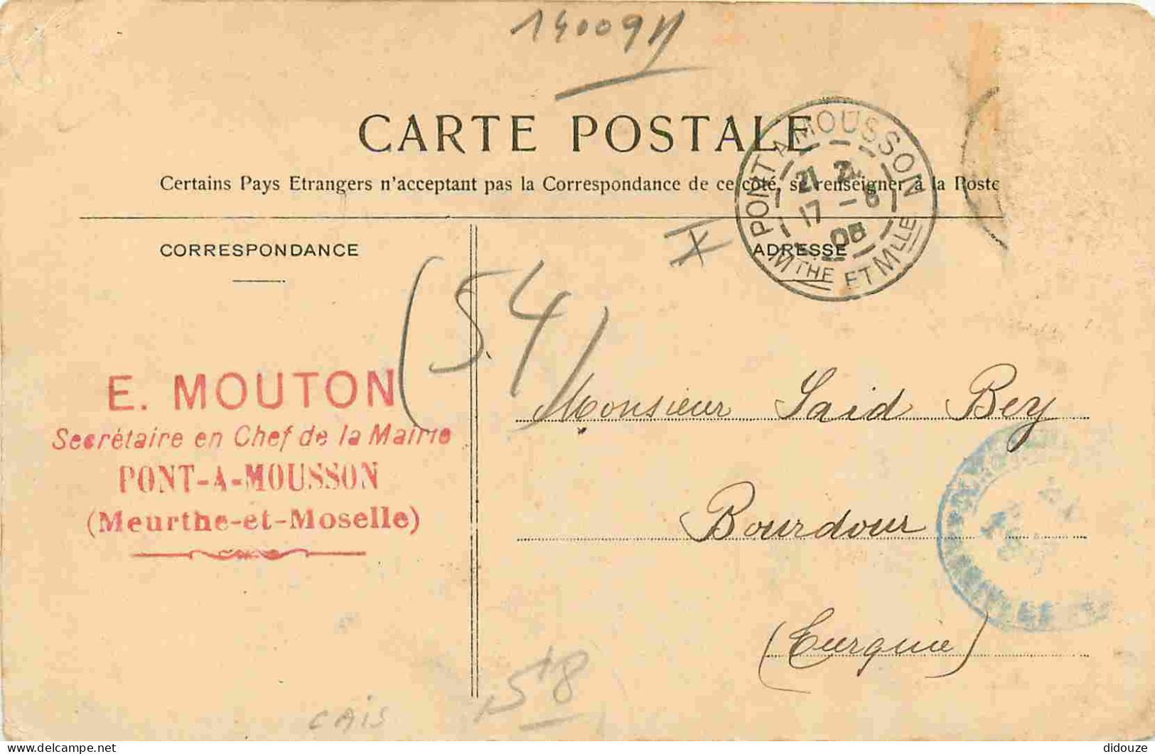 54 - Pont à Mousson - Caisse D'Epargne - Postes Et Télégraphes - Animée - CPA - Oblitération Ronde De 1905 - Etat Coin A - Pont A Mousson