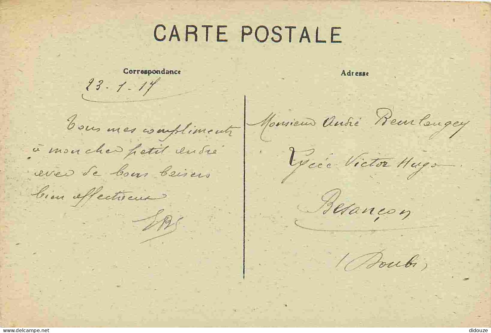 60 - Formerie - Un Coin Du Marché Aux Cochons - Animée - CPA - Voyagée En 1917 - Voir Scans Recto-Verso - Formerie