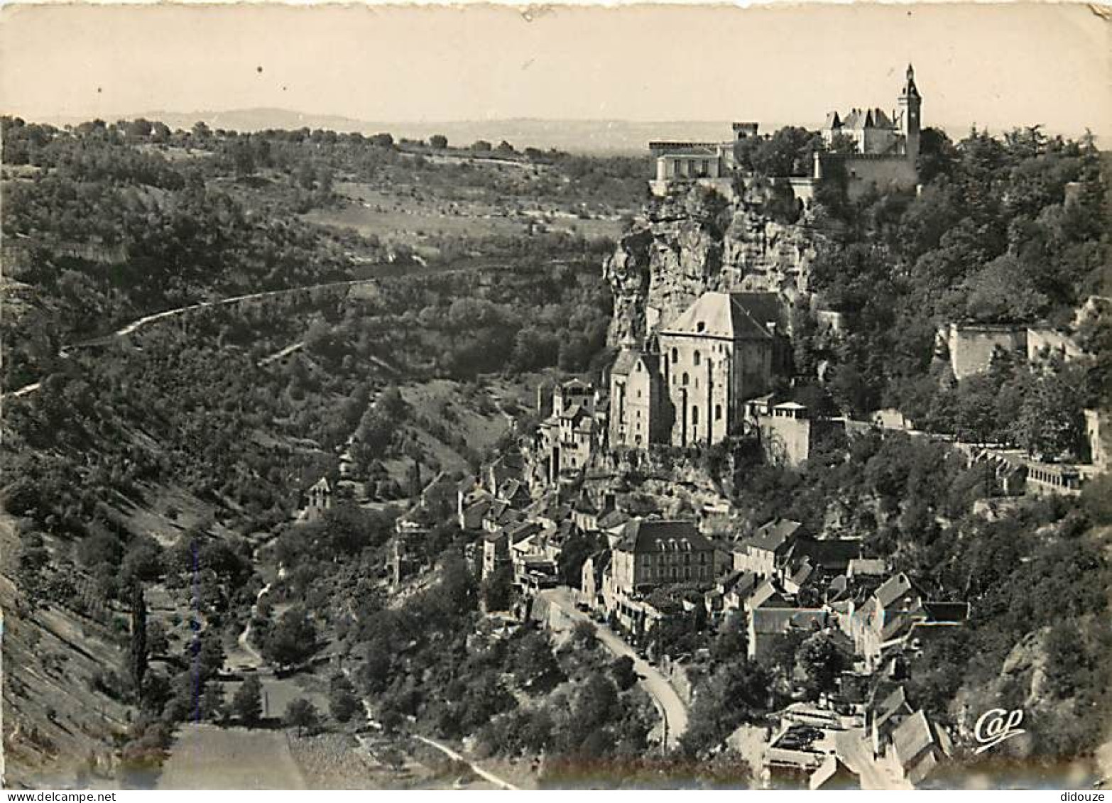 46 - Rocamadour - Vue Générale - Coté Est - Mention Photographie Véritable - Carte Dentelée - CPSM Grand Format - Voir S - Rocamadour