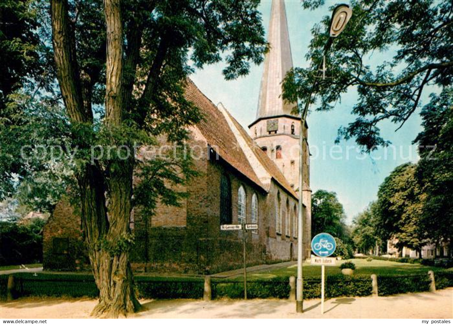 73258108 Travemuende Ostseebad St Lorenz Kirche Travemuende Ostseebad - Lübeck