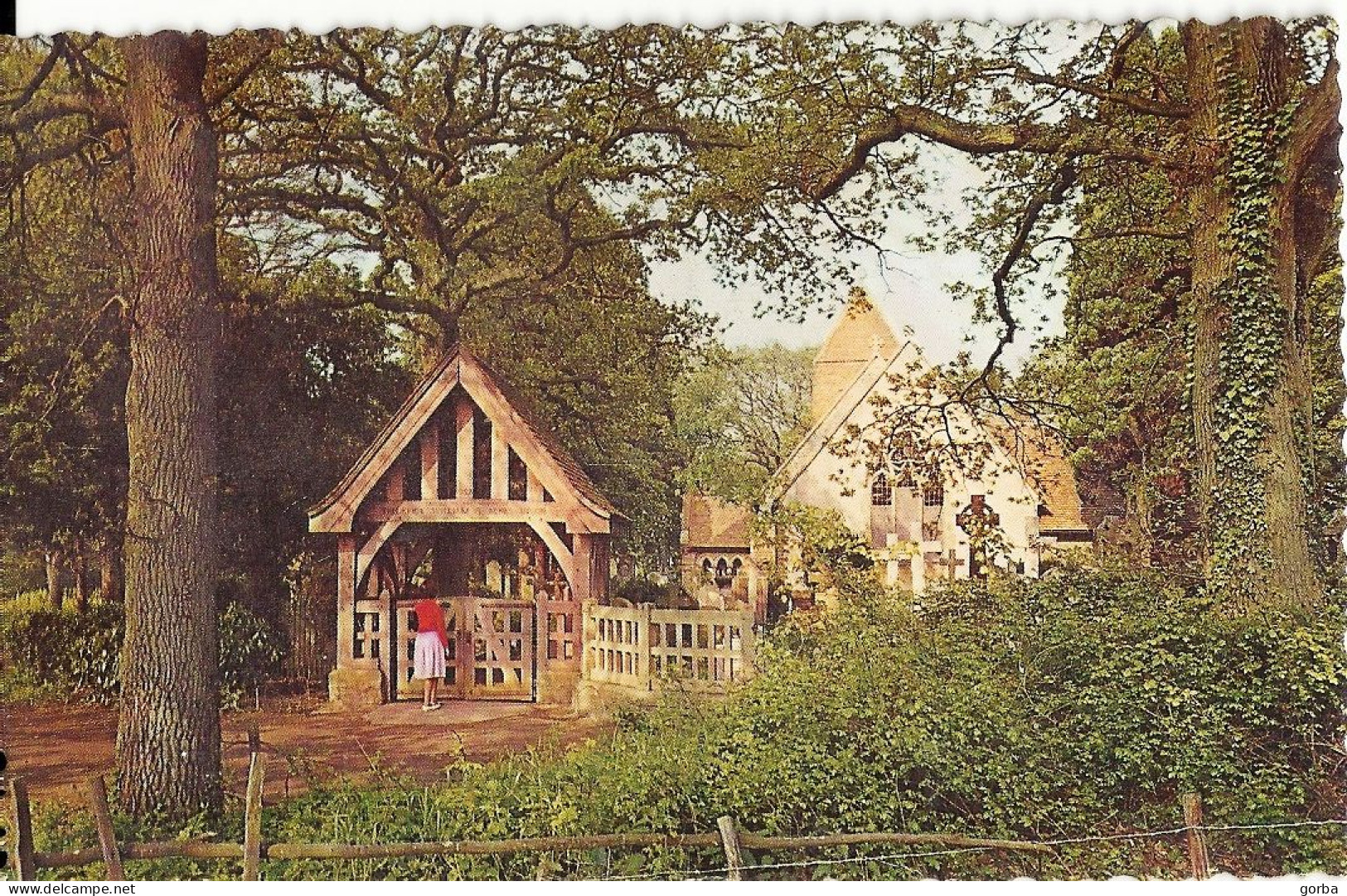 *CPM - ROYAUME UNI - ANGLETERRE - St LEONARDS ON SEA - Hollington Curch In The Wood - Andere & Zonder Classificatie