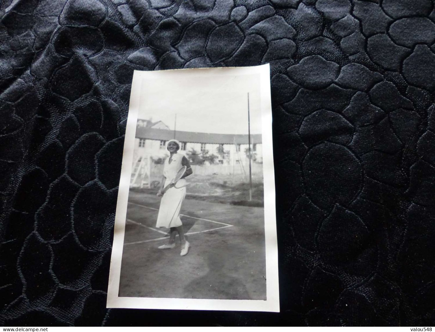 P-199 , Photo, Les Sables D'Olonne, Jeune Femme Jouant Au Tennis, 1930 - Anonyme Personen