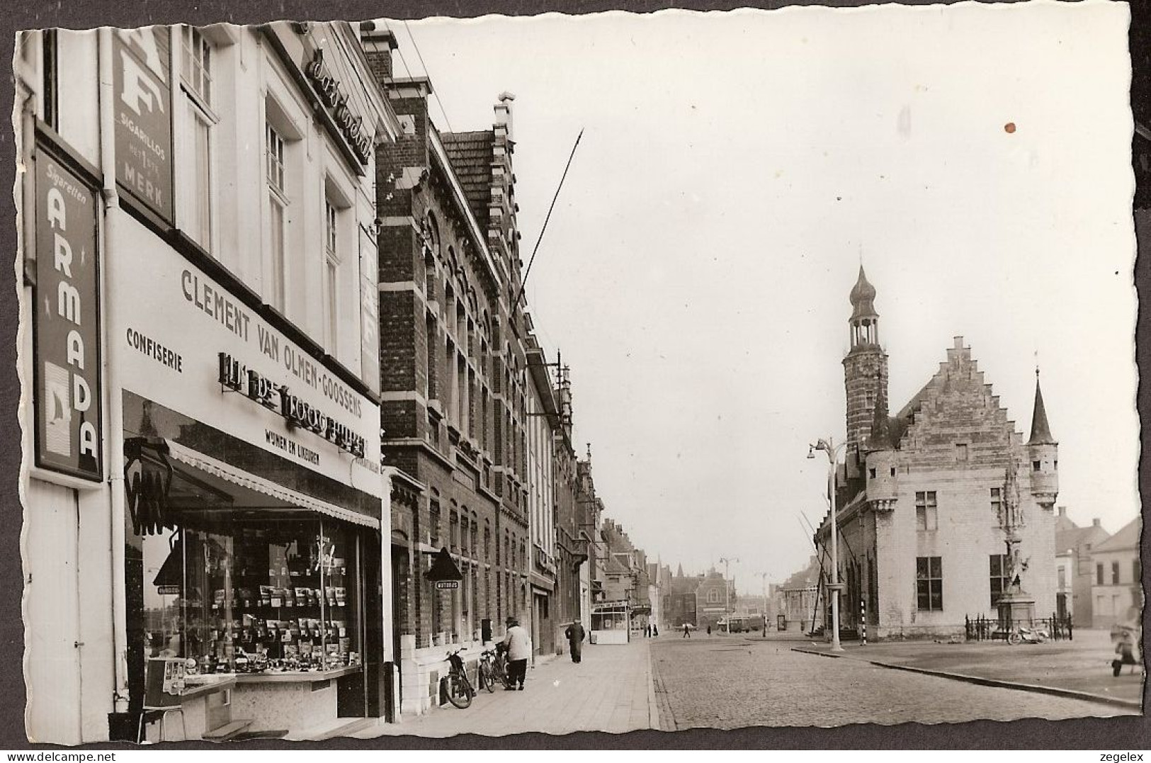 Herentals - Grote Markt - Reclame Sigaretten Armada, Autobushalte - Herentals