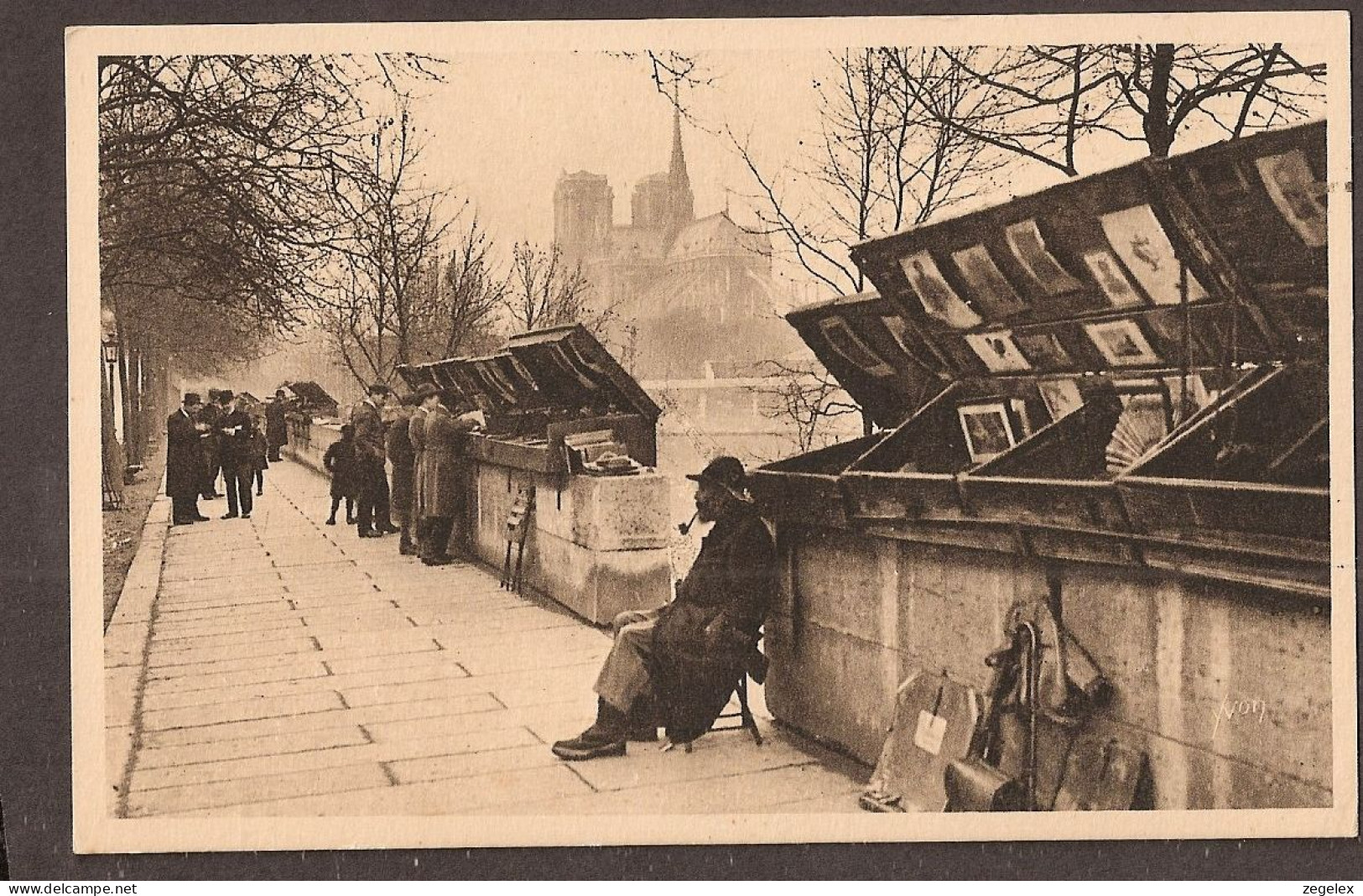 Paris - Quai Malaquais - De Seine En Haar Oevers