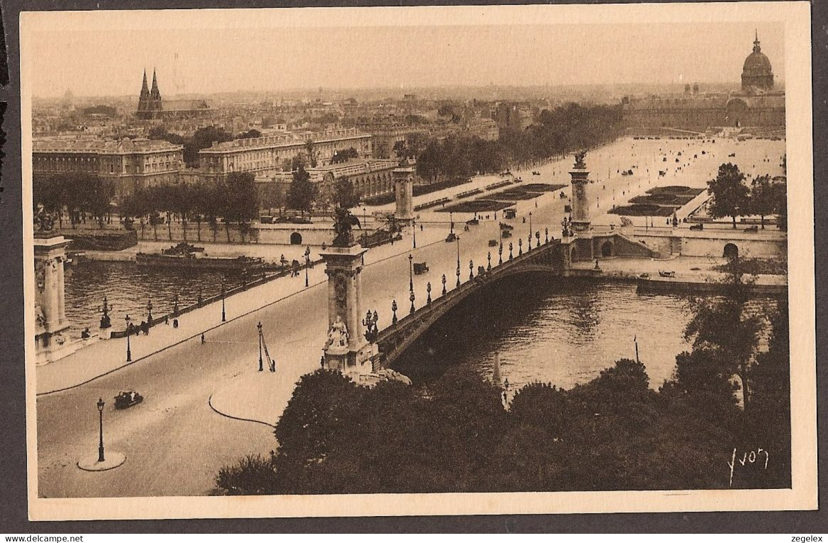 Paris - Le Pont Alexandre III Et L'Esplanade Des Invalides - Brücken