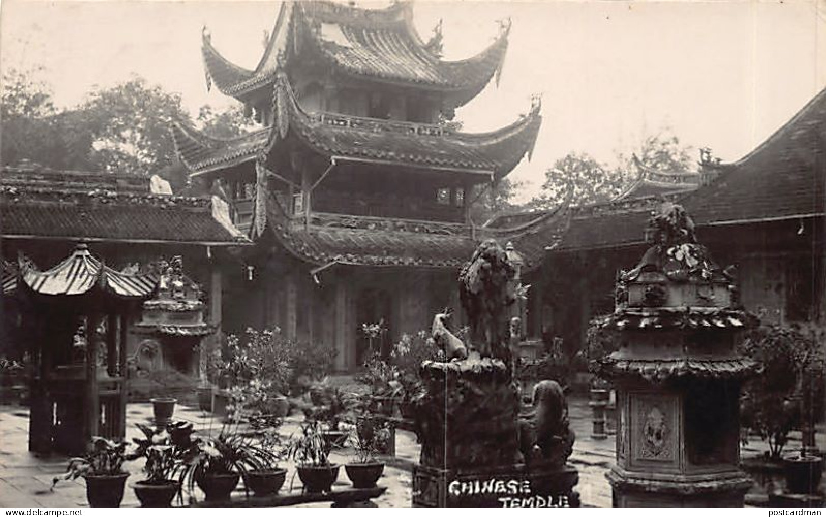 Singapore - Chinese Temple - REAL PHOTO - Publ. Unknown  - Singapour