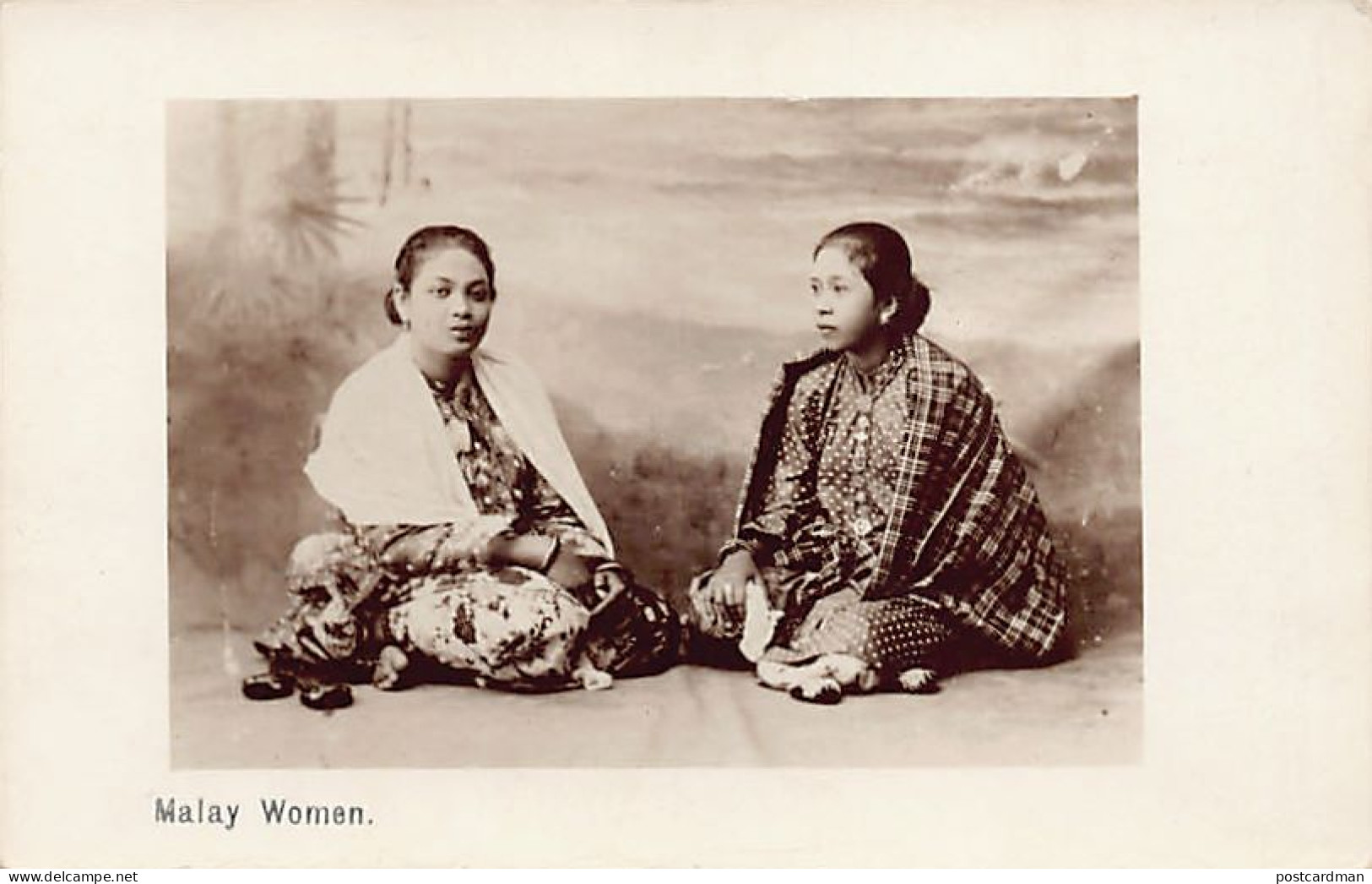 Malaysia - Malay Women - REAL PHOTO - Publ. The Federal Rubber Stamp Co.  - Malasia