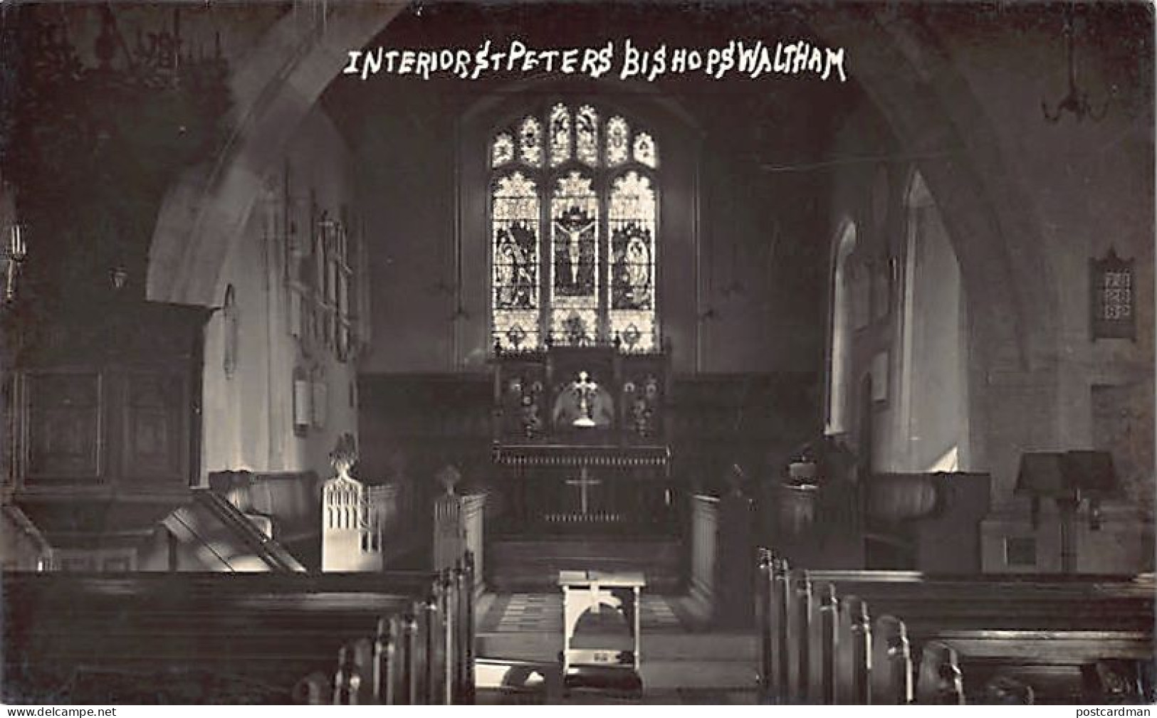England - BISHOP'S WALTHAM - Interior Of St. Peter's Church - REAL PHOTO - Autres & Non Classés
