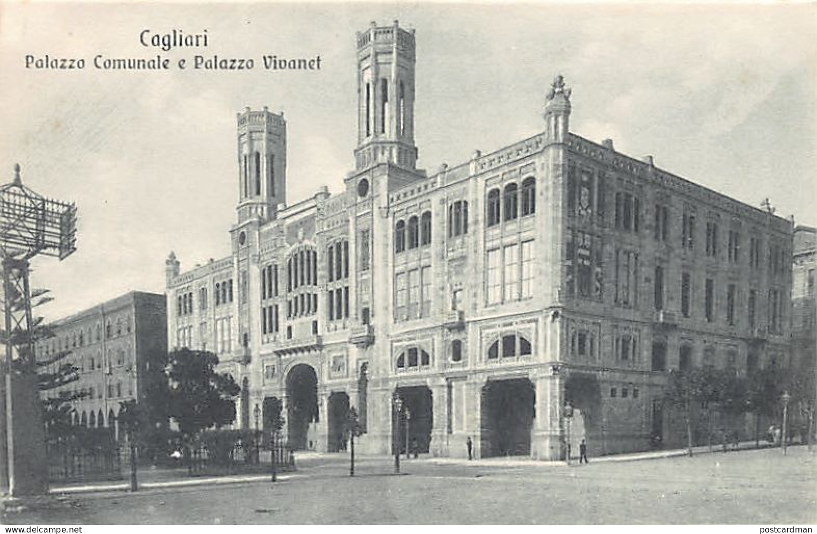 CAGLIARI - Palazzo Comunale E Palazzo Vivanet - Cagliari